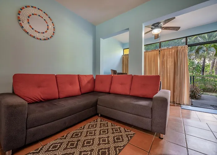 Walk To Playa Ocotal! 2br W/ Pool Apartamento *