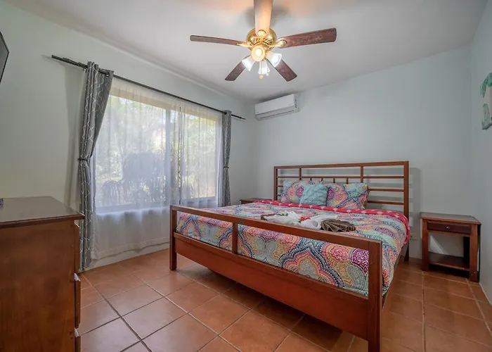 Apartamento Walk To Playa Ocotal! 2br W/ Pool *